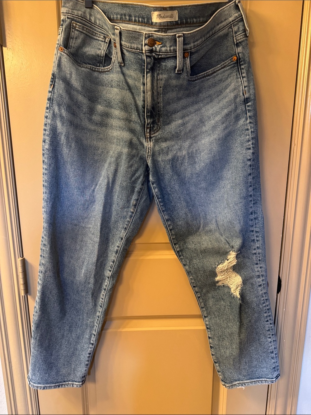 Madewell Light Blue Boyfriend Jeans with Distressed Knee